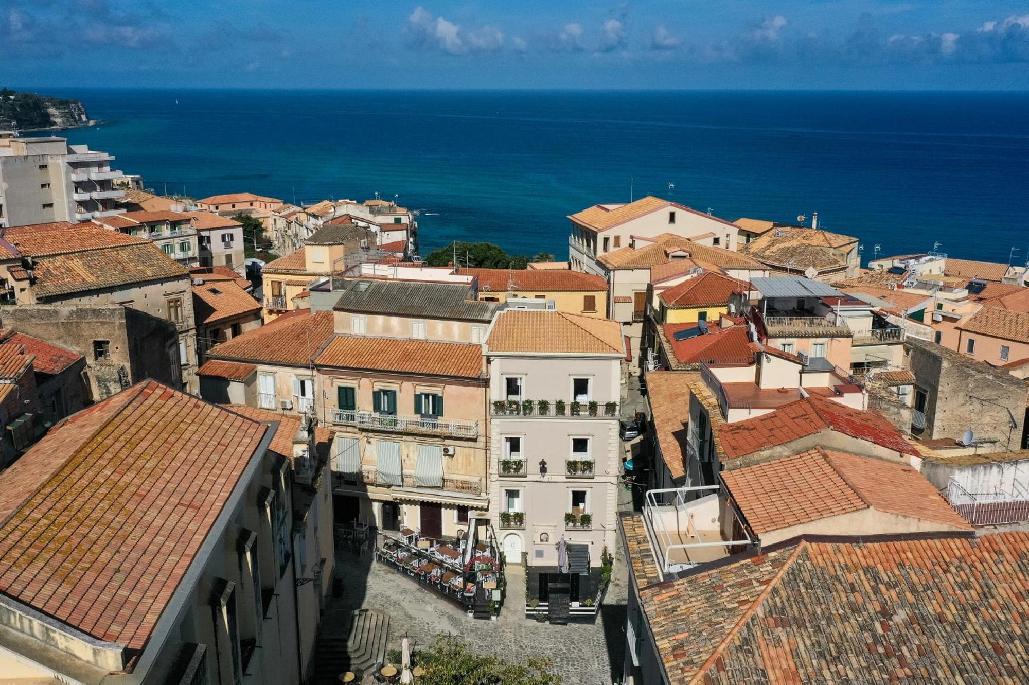La Divina - Free Parking - Bed & Breakfast Tropea Exterior photo